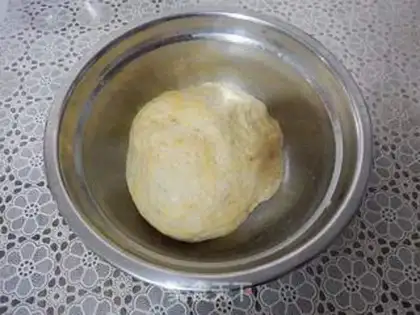 Make Chinese oatmeal bread step 2