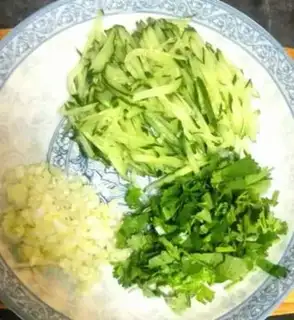 Make Tomato egg noodles step 9