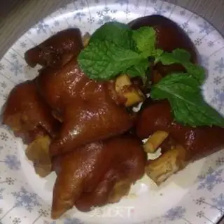 Make The foot of a pig step 2