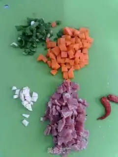 Make Pineapple rice step 2
