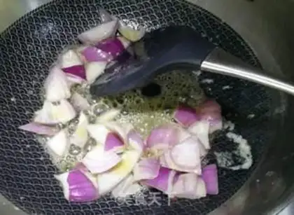 Make Thai coconut curry crab step 5