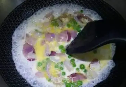 Make Thai coconut curry crab step 7