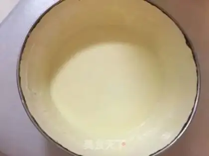 Make Milk and fruit ice cream step 1