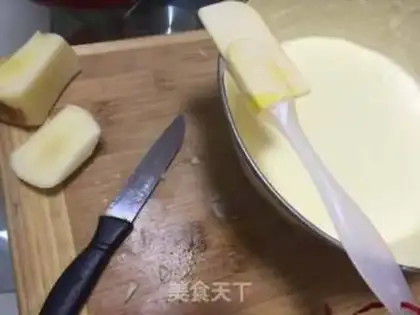 Make Milk and fruit ice cream step 3