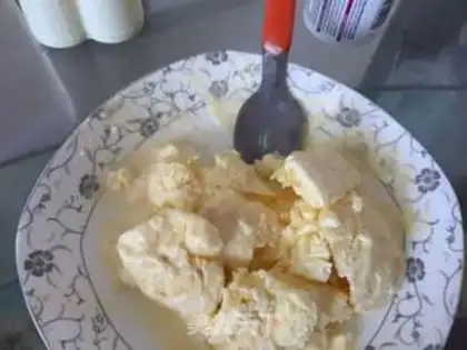 Make Milk and fruit ice cream step 5