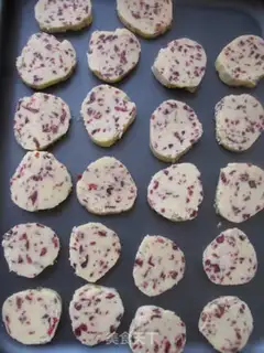 Make Cranberry cookies step 9