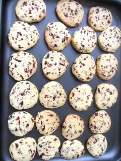 Make Cranberry cookies step 10