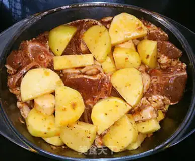 Make American lamb stewed butterfly bones step 4