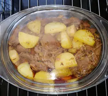 Make American lamb stewed butterfly bones step 5