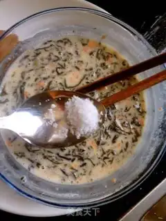 Make A purple eggcake step 3
