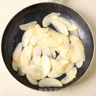 Make Rose apple pie step 4