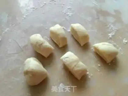 Make Rose bread step 2