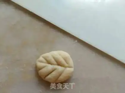 Make Rose bread step 7