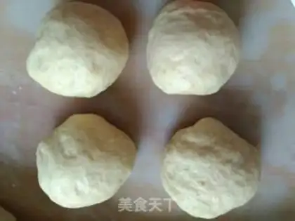 Make Rose bread step 8