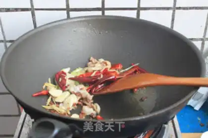 Make Spicy pot step 2