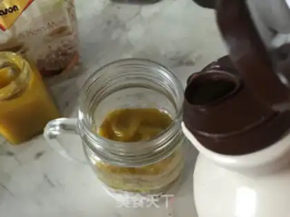 Make A yogurt cup step 6