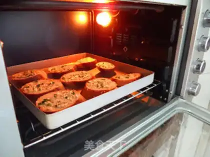 Make Garlic bread step 5