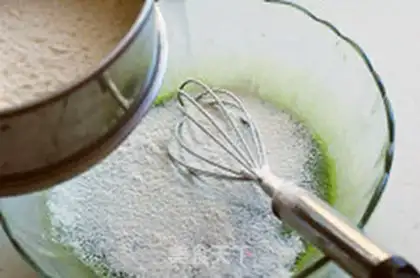 Make A spinach cheese casserole step 4