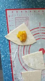Make Pineapple pie and lemon tea step 5