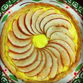 Make Apple and potatoes pie step 0