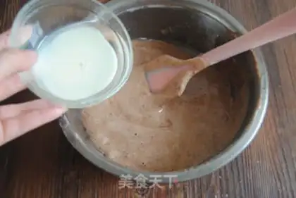Make White cocoa sponge cake step 8