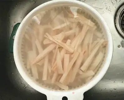 Make Fried silk step 3