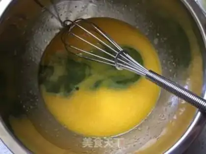 Make Tea and cream cake rolls step 5