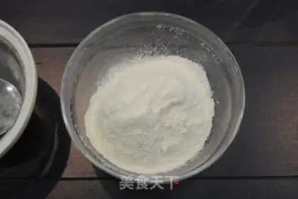 Make Vanilla sponge cake step 2