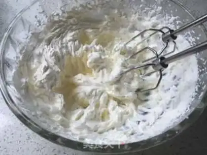Make Tea and cream cake rolls step 22