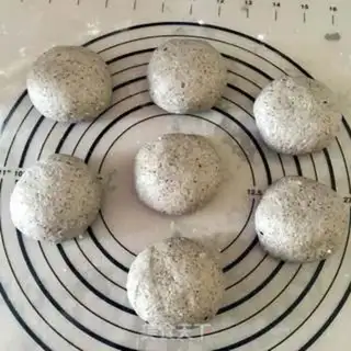 Make Black sesame and wheat beego step 2