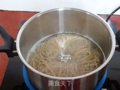 Make Wheat noodles step 1