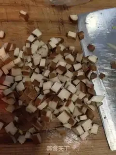 Make An egg box of celery step 2
