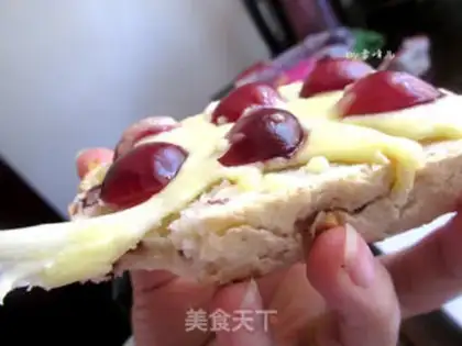 Make Cherry mini pizza step 8
