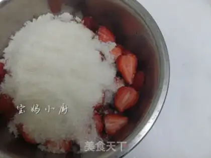 Make Strawberry jam step 2