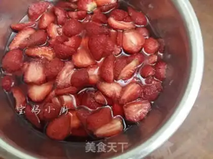 Make Strawberry jam step 5