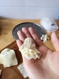 Make Frozen mushroom pork step 4