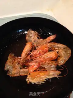 Make Spicy shrimp noodles step 3