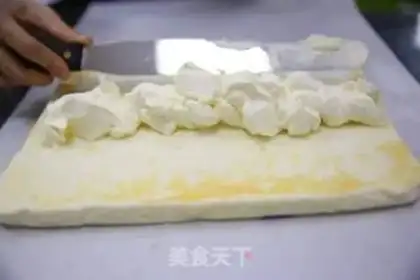 Make Cowcake roll step 7