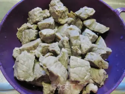 Make Beer and potato beef step 1