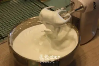 Make Sakura pine rolls step 2