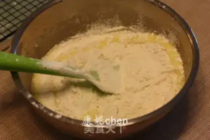 Make Sakura pine rolls step 4