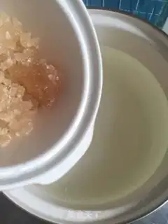 Make Spam lilies step 1