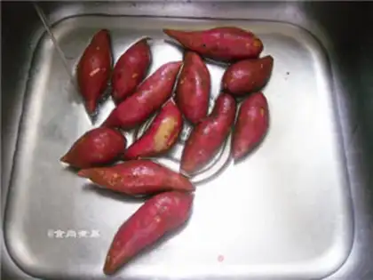 Make Cracked potatoes step 1