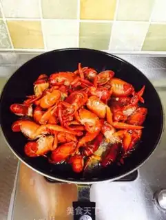 Make Thirteen spicy lobsters step 7