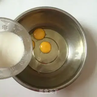 Make Cherry cake step 2