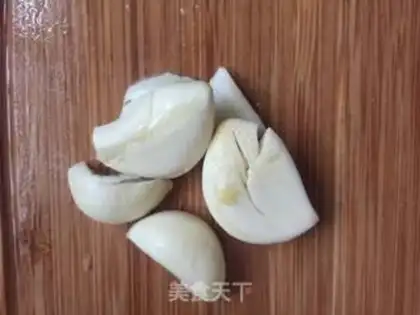 Make Garlic melon step 1