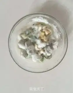 Make Fruit yogurt salad step 5