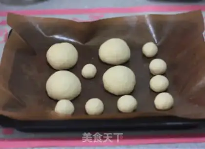 Make Mickey Burger step 5