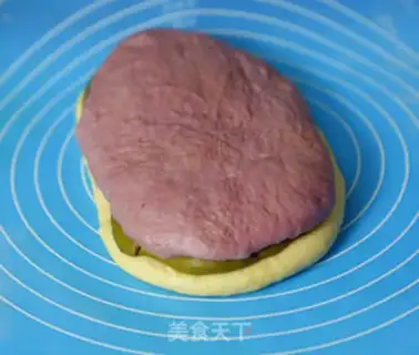 Make Pure three-colored toast step 5