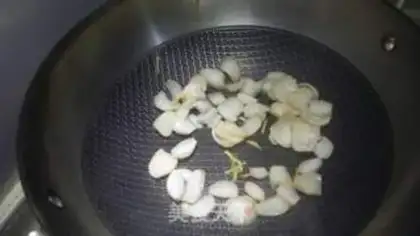 Make Shrimp-skin lilies step 2